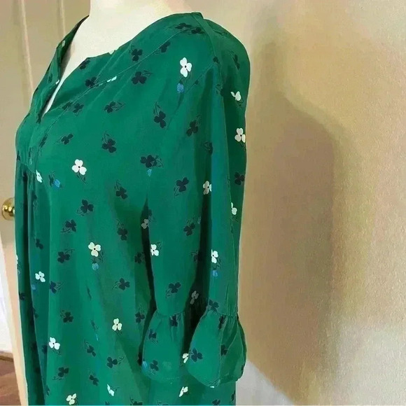 Pleione green three-quarter sleeve medium loose fit blouse navy/white flowers - Picture 6 of 15